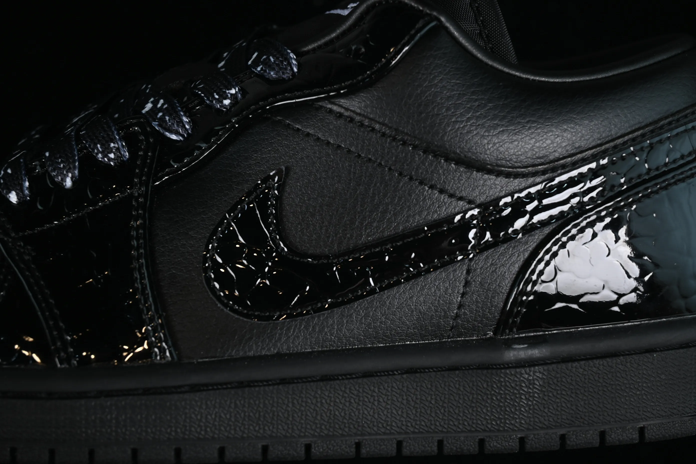 All categories Air Jordan Jordan series basketball shoes Air Jordan 1 Low Air Jordan 1 Low "Black Croc" AJ1 Joe 1 crocodile black low-top cultural casual sneakers HJ7743-010